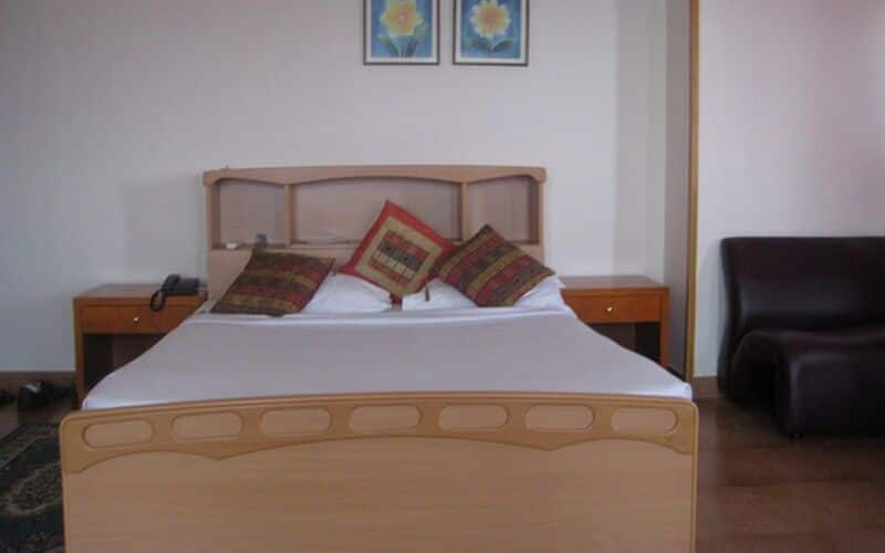 Tg Stays Tallital Lake, Nainital 1